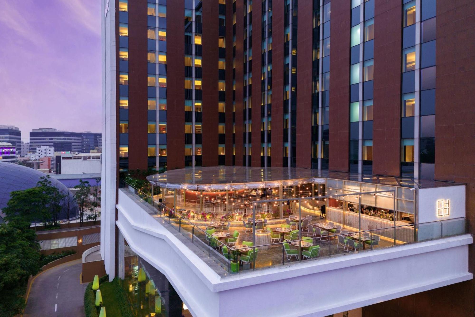Hotel Aloft Bengaluru Outer Ring Road Exterior foto